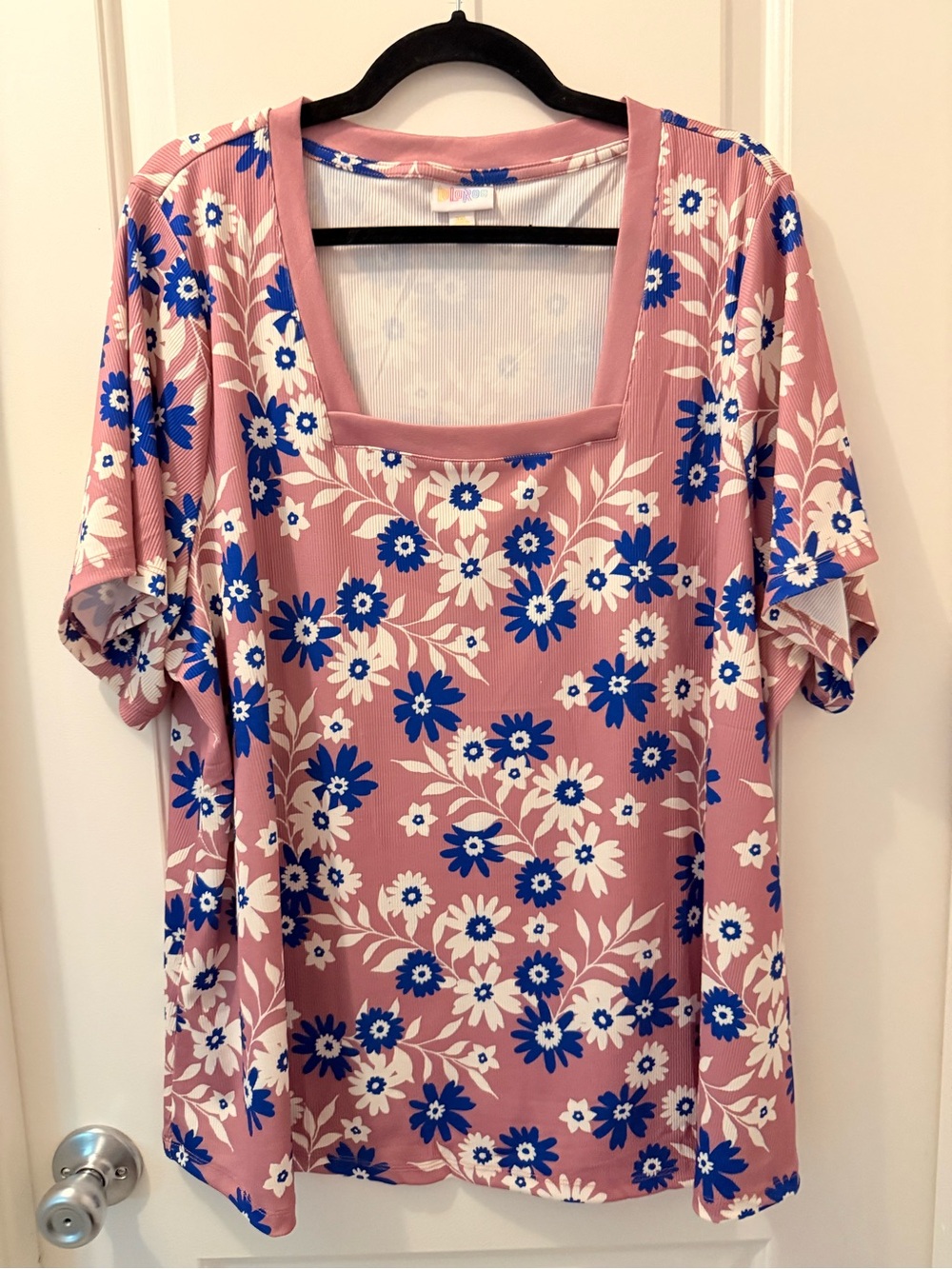 LuLaRoe Pink Floral Square-Neck Short Sleeve Top